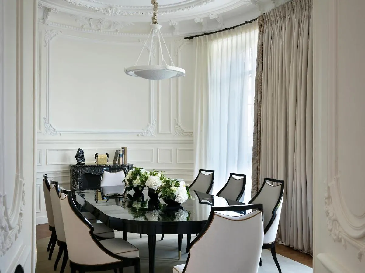 Hotel Barriere Fouquet'S Paris