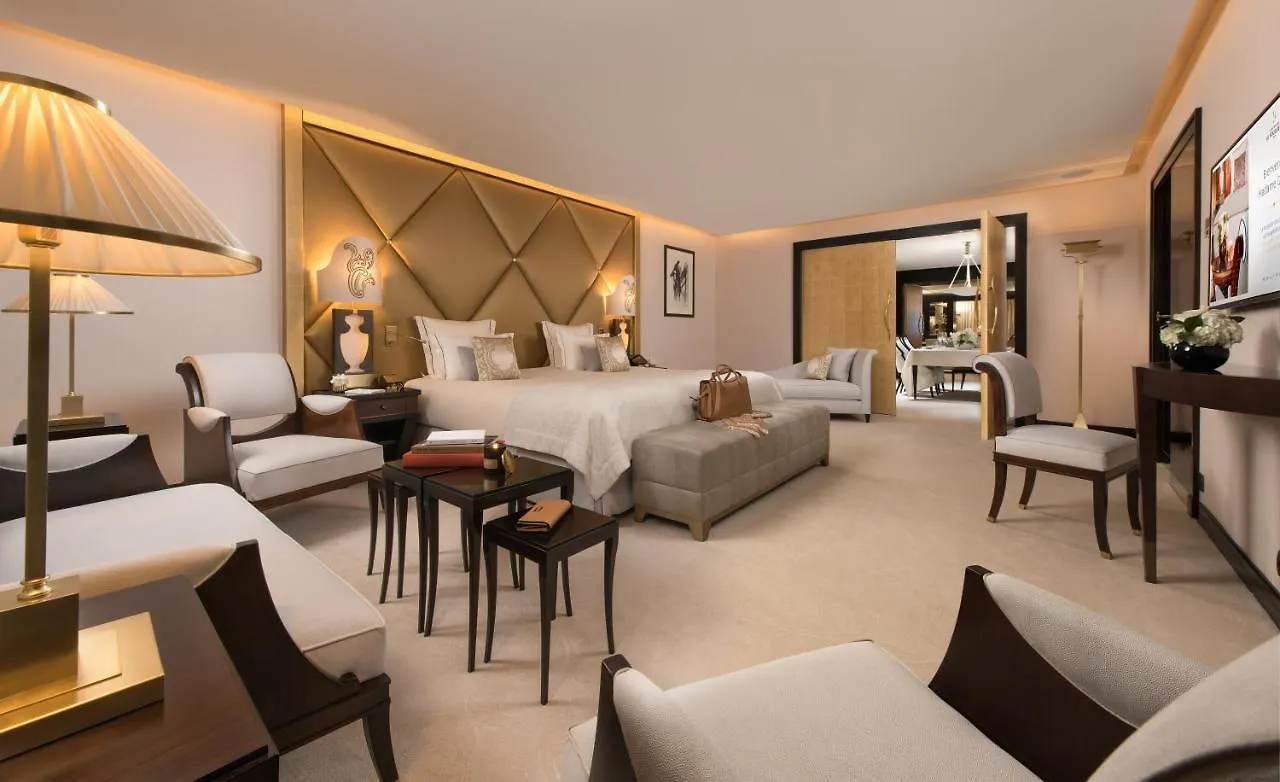Hotel Barriere Fouquet'S Paris
