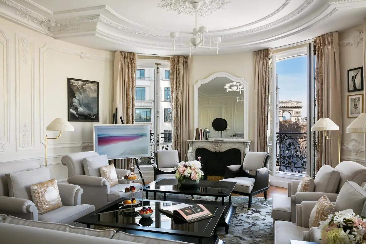 Hotel Barriere Fouquet'S Paris