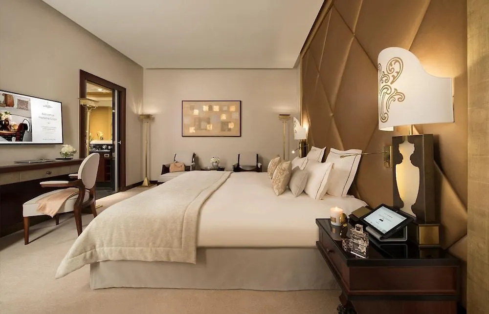 *****  Hotel Barriere Fouquet'S Paris France