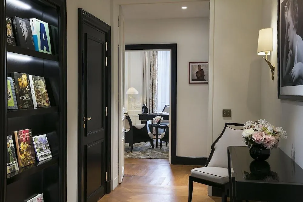 Hotel Barriere Fouquet'S Paris