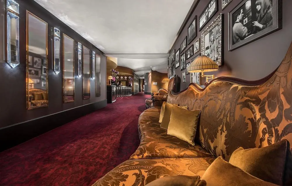 Hotel Barriere Fouquet'S Paris