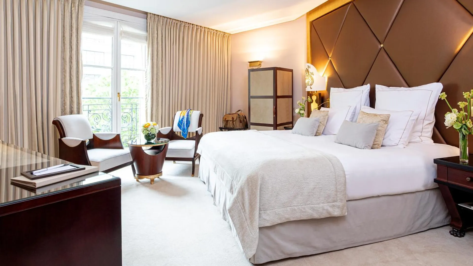 *****  Hotel Barriere Fouquet'S Paris France