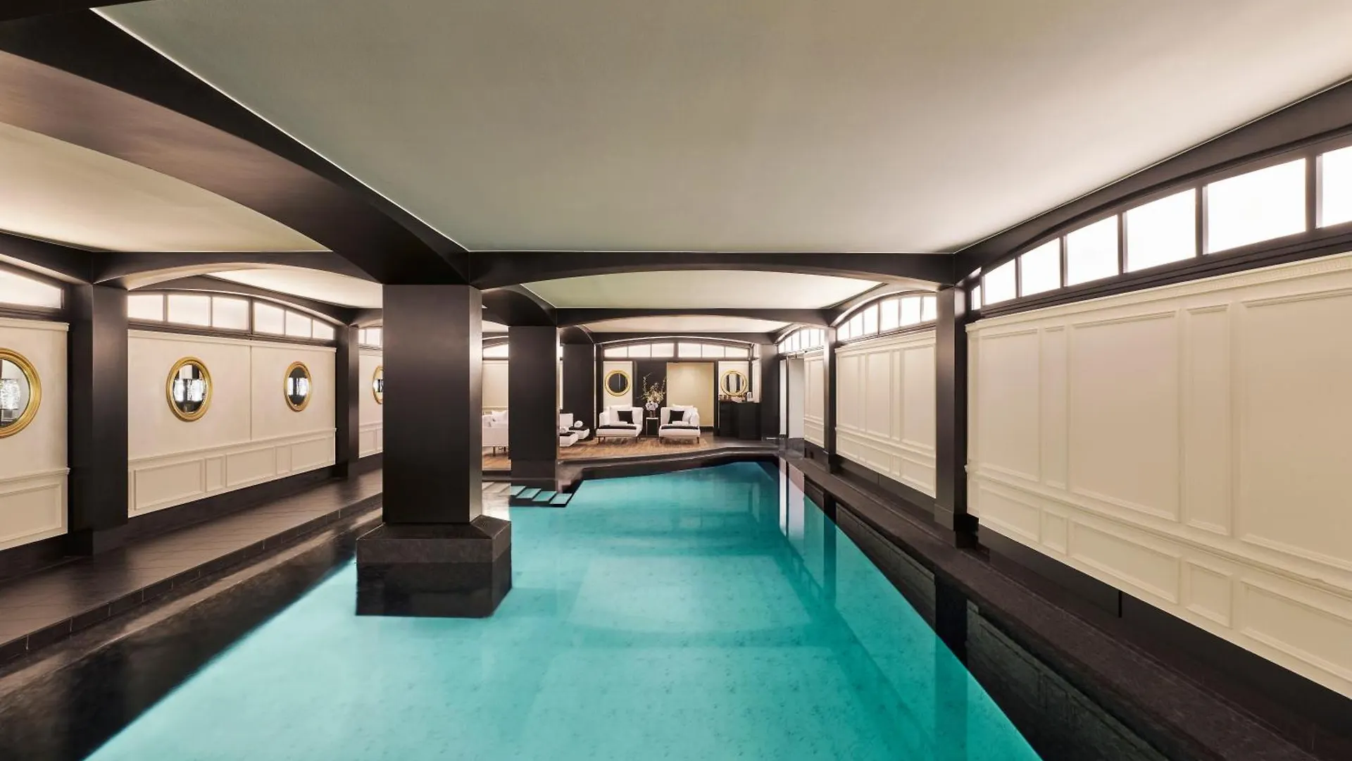 Hotel Barriere Fouquet'S Paris France