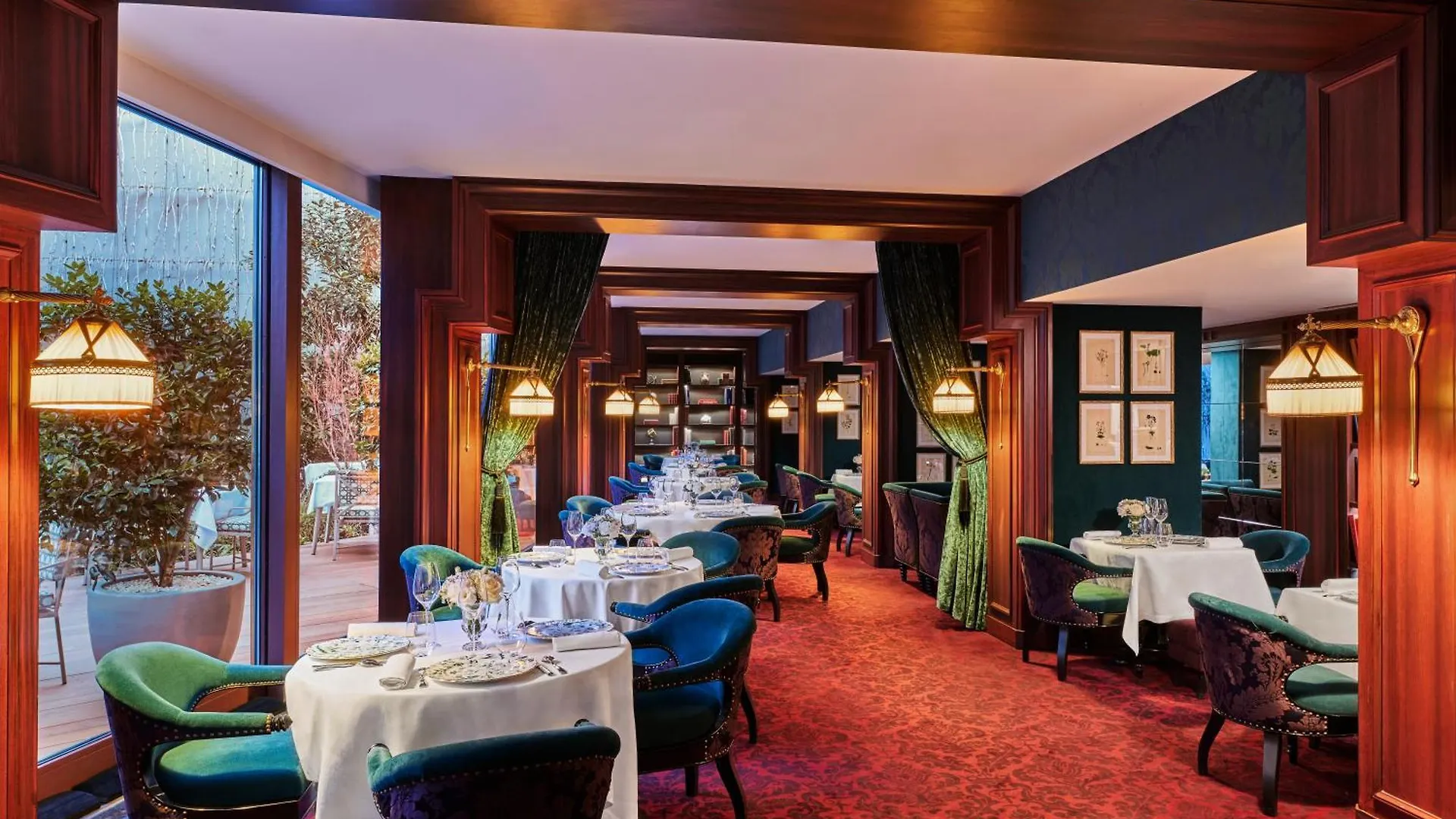 Hotel Barriere Fouquet'S Paris