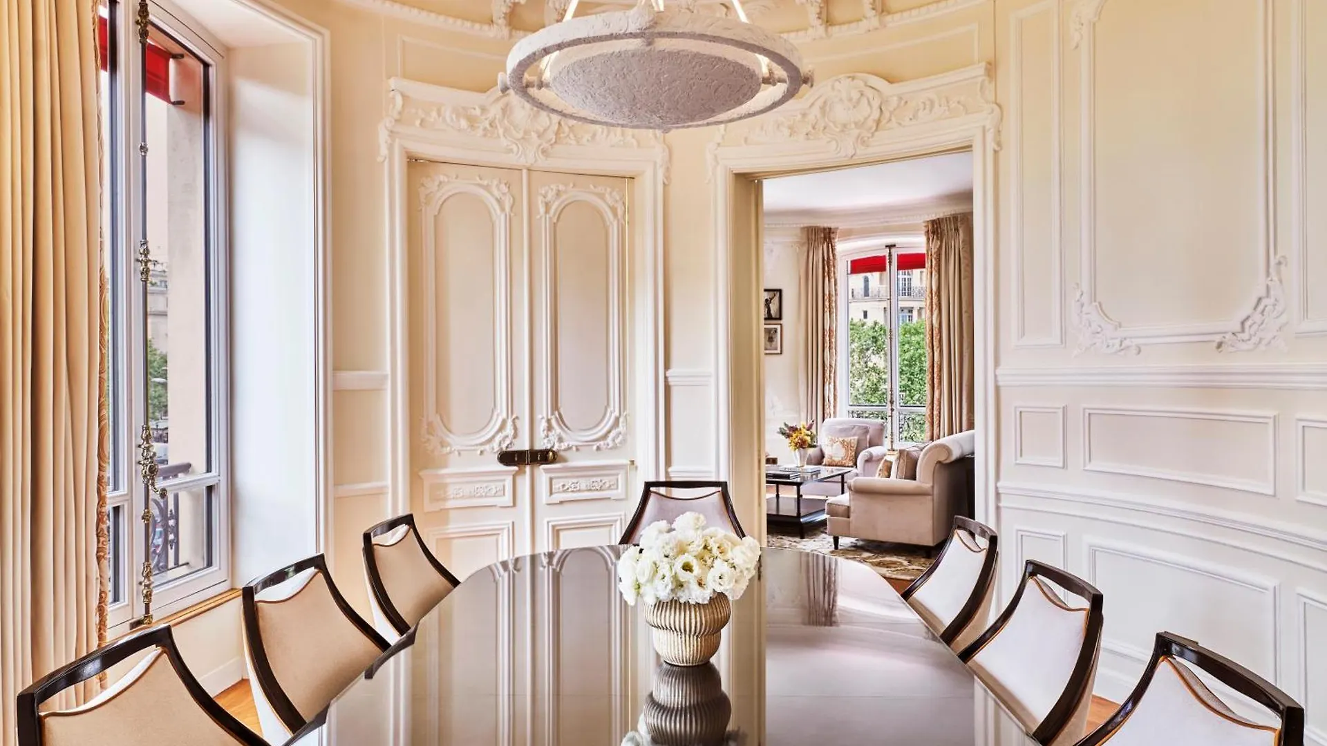 Hotel Barriere Fouquet'S Paris