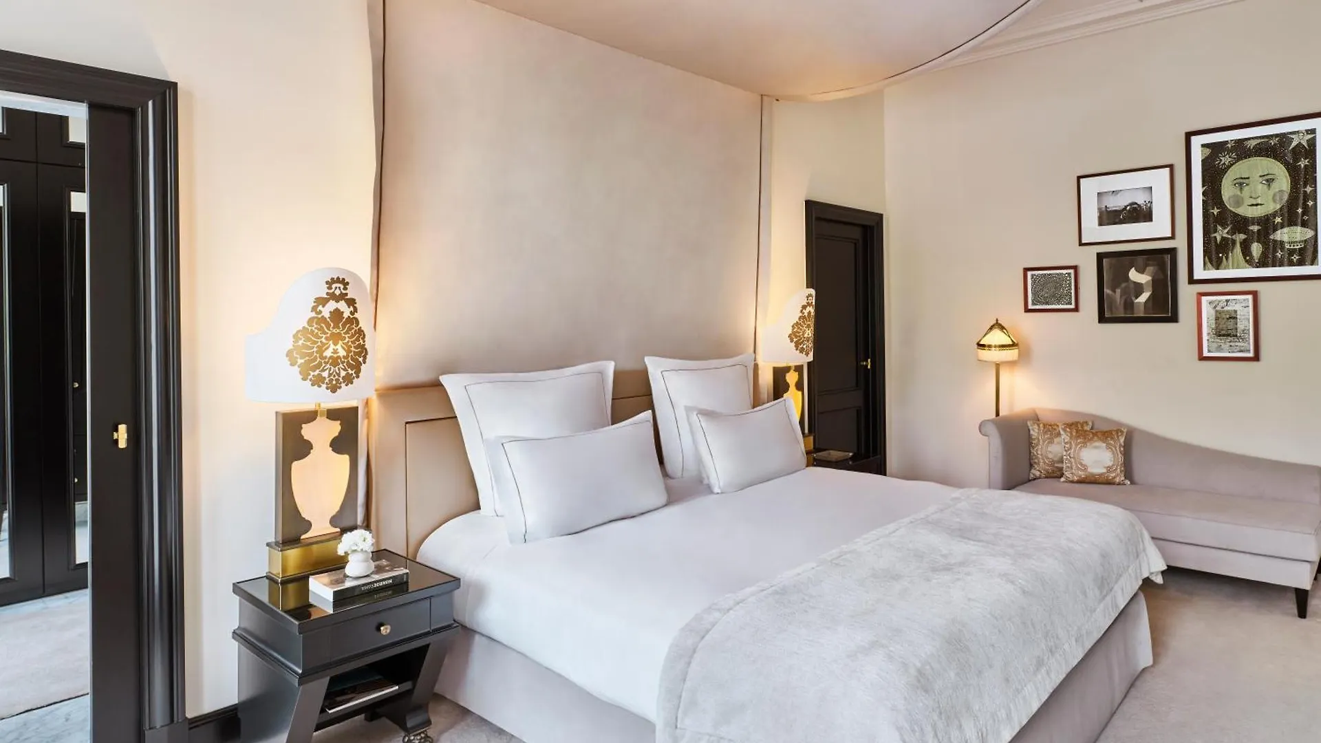 Hotel Barriere Fouquet'S Paris