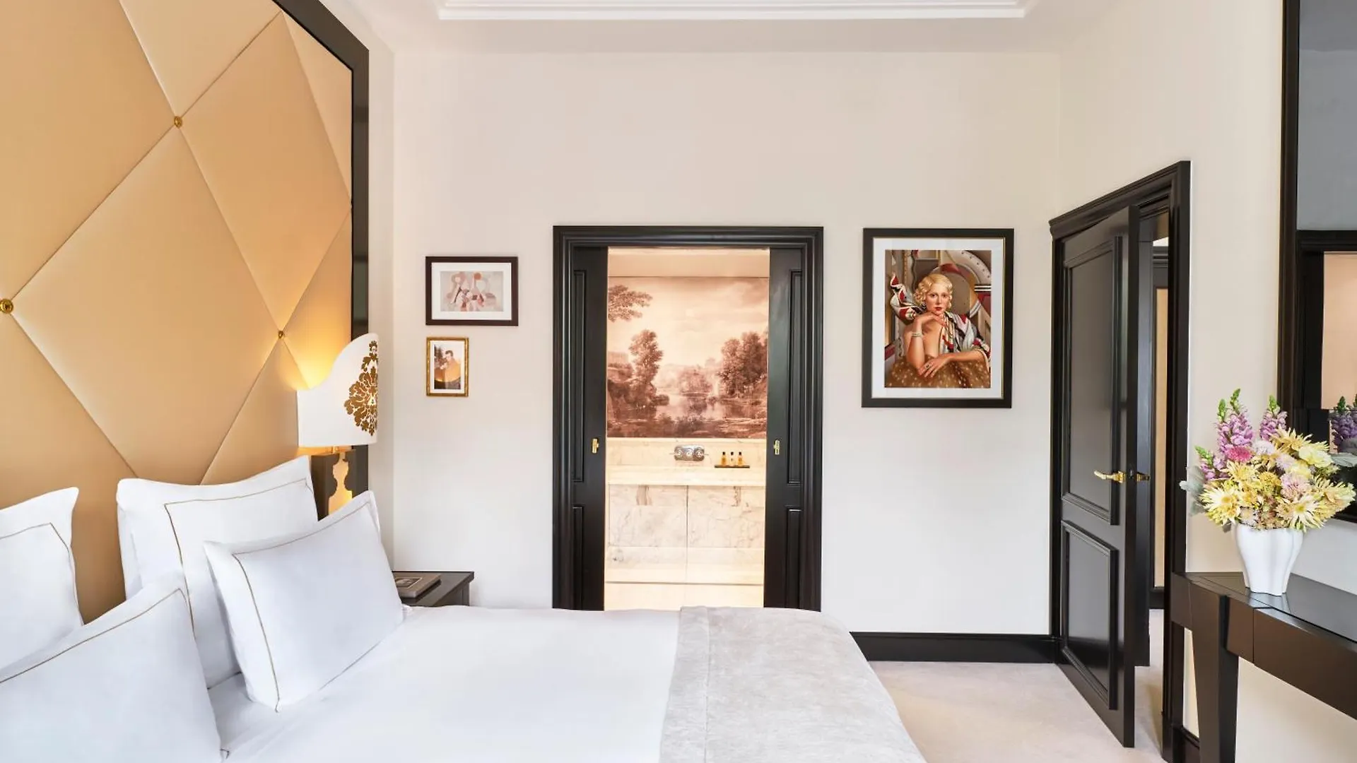 Hotel Barriere Fouquet'S Paris