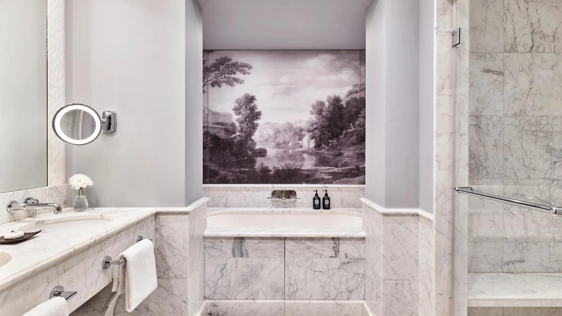 Hotel Barriere Fouquet'S Paris