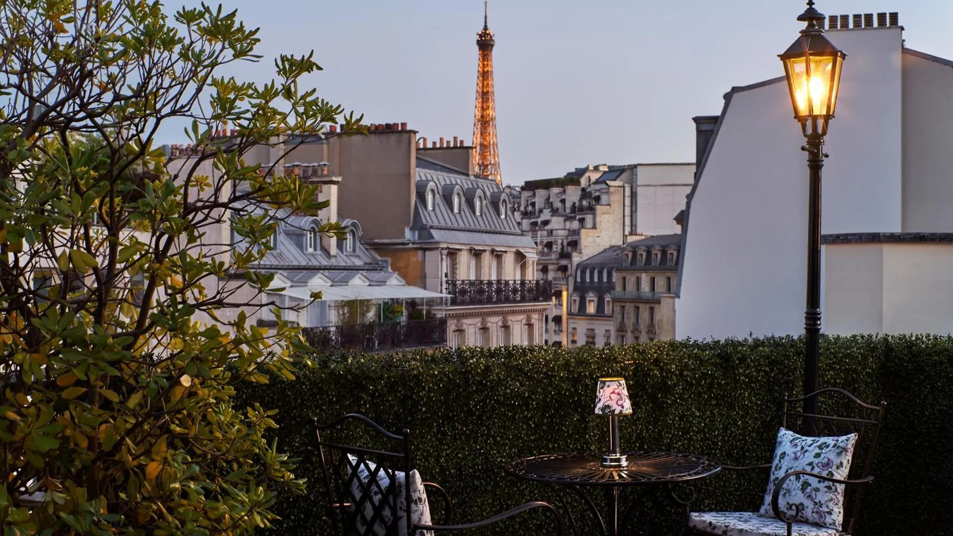 Hotel Barriere Fouquet'S Париж