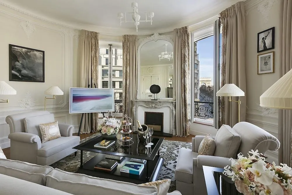 Hotel Barriere Fouquet'S Paris