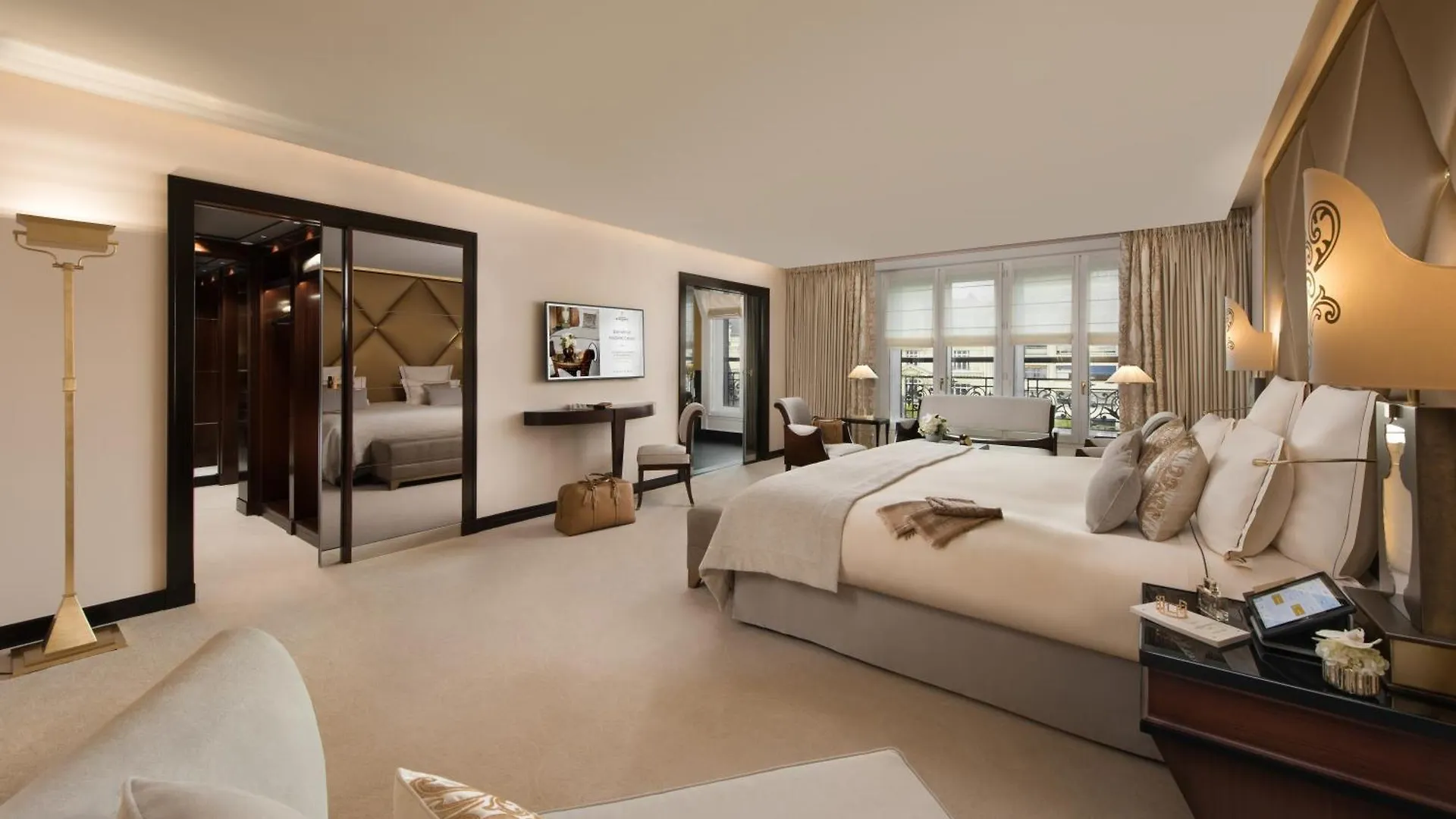 Hotel Barriere Fouquet'S Paris