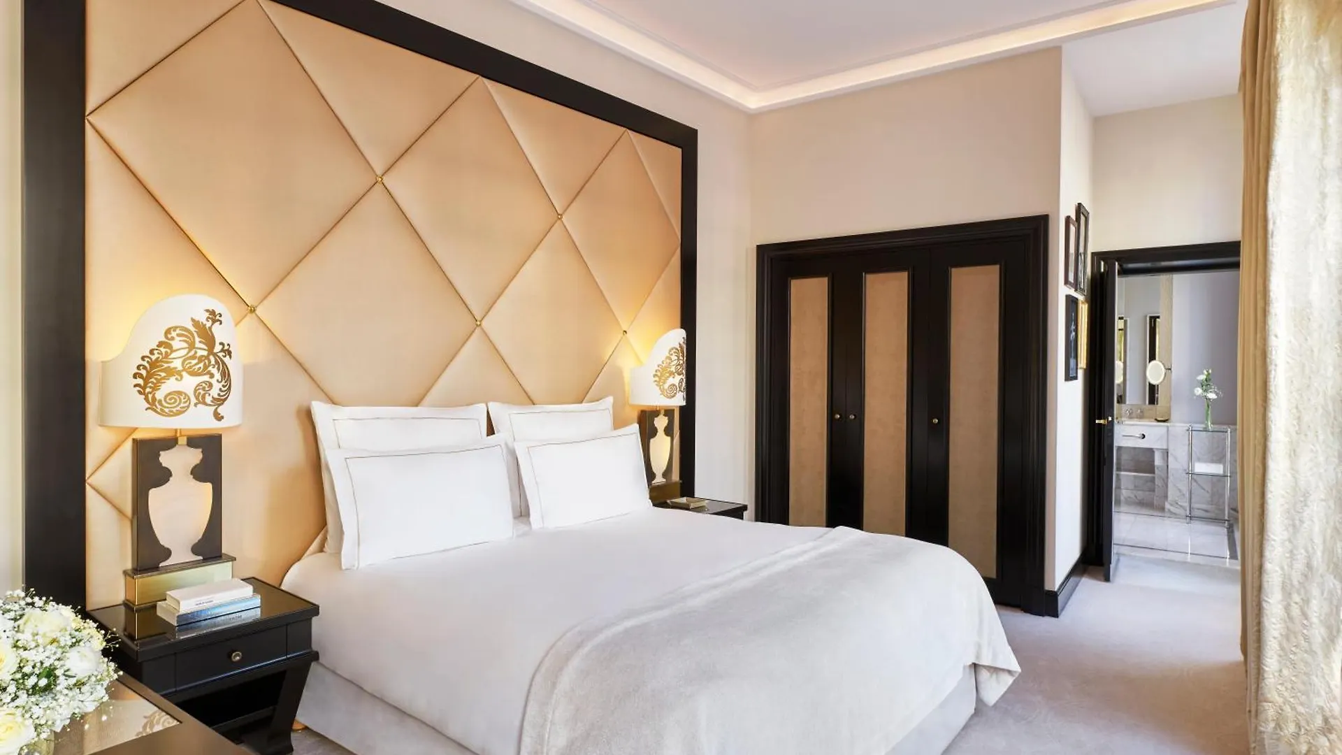 Hotel Barriere Fouquet'S Paryż